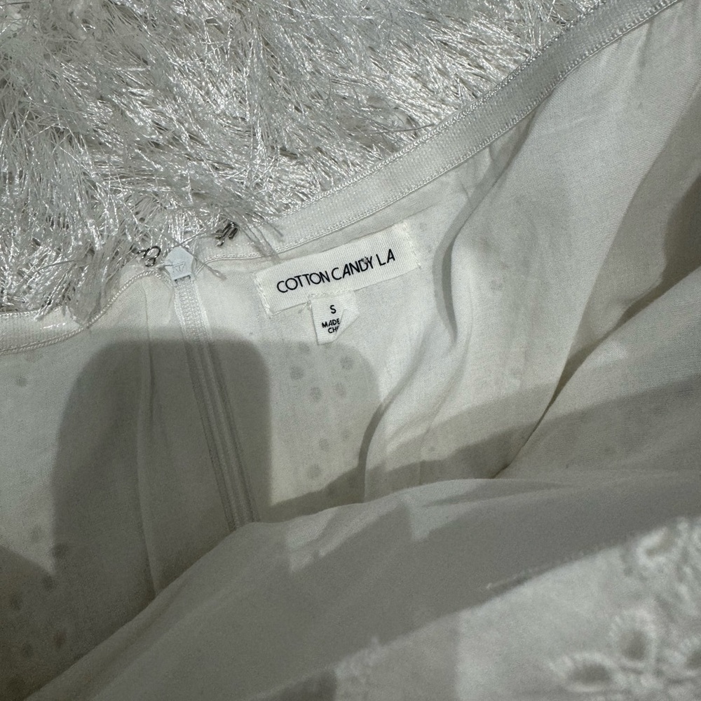 WHITE DRESS - Picture 4 of 4